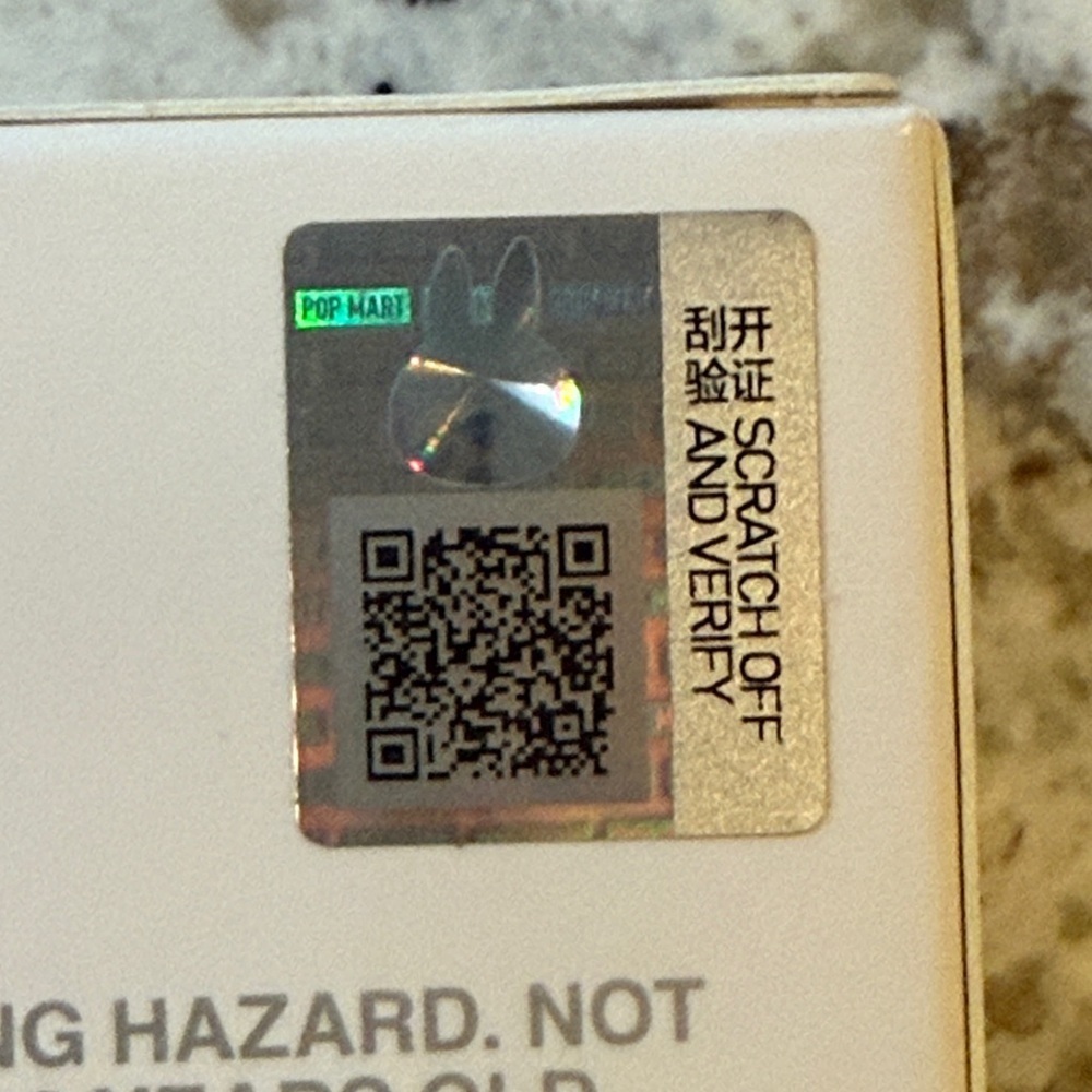 Authentic NIB Labubu Hope - Big into energy - Picture 6 of 12